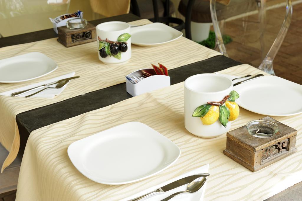 Eco Hotel Bonapace 토르볼레 외부 사진