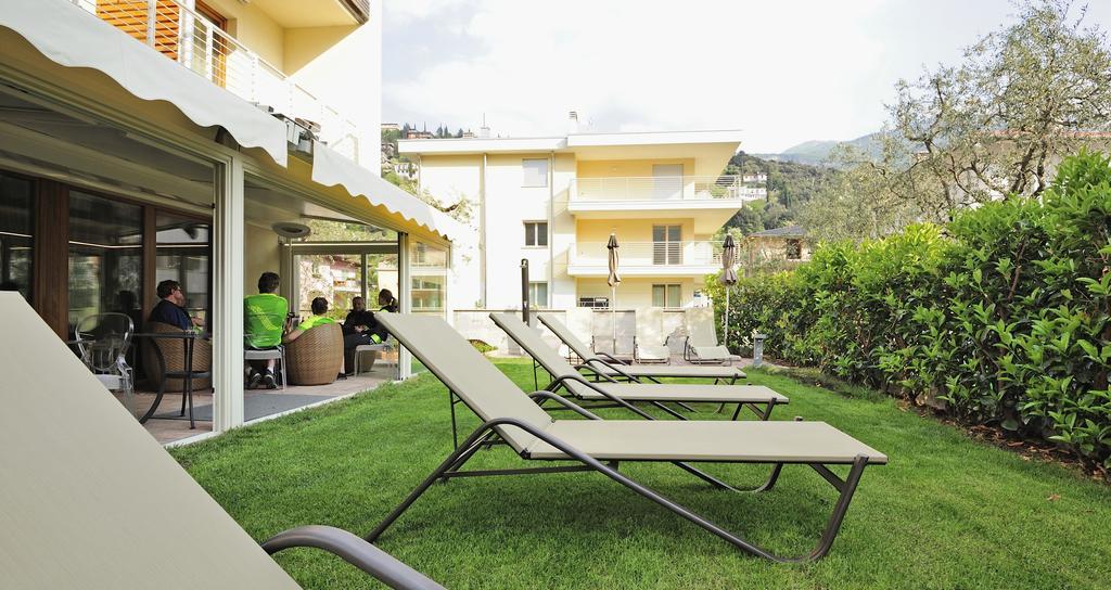 Eco Hotel Bonapace 토르볼레 외부 사진